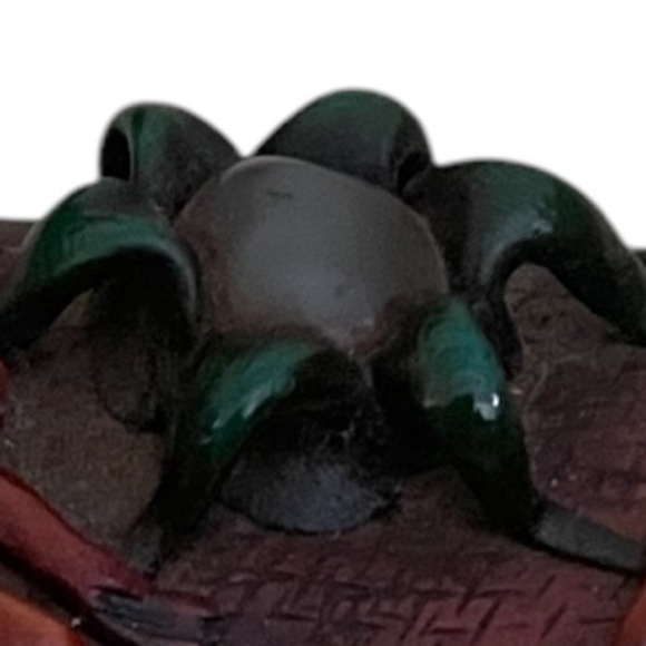 Handmade Decorated Bejeweled Sculpted‎ Frog Trinket Wooden Box - Picture 6 of 8